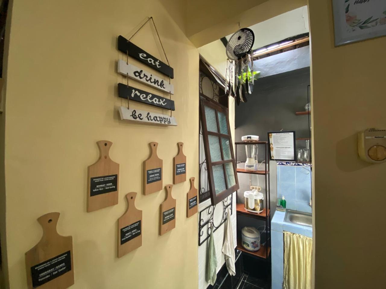 Coliving Bali Sweet Home Kost Lengkap Di Tabanan Kota Экстерьер фото