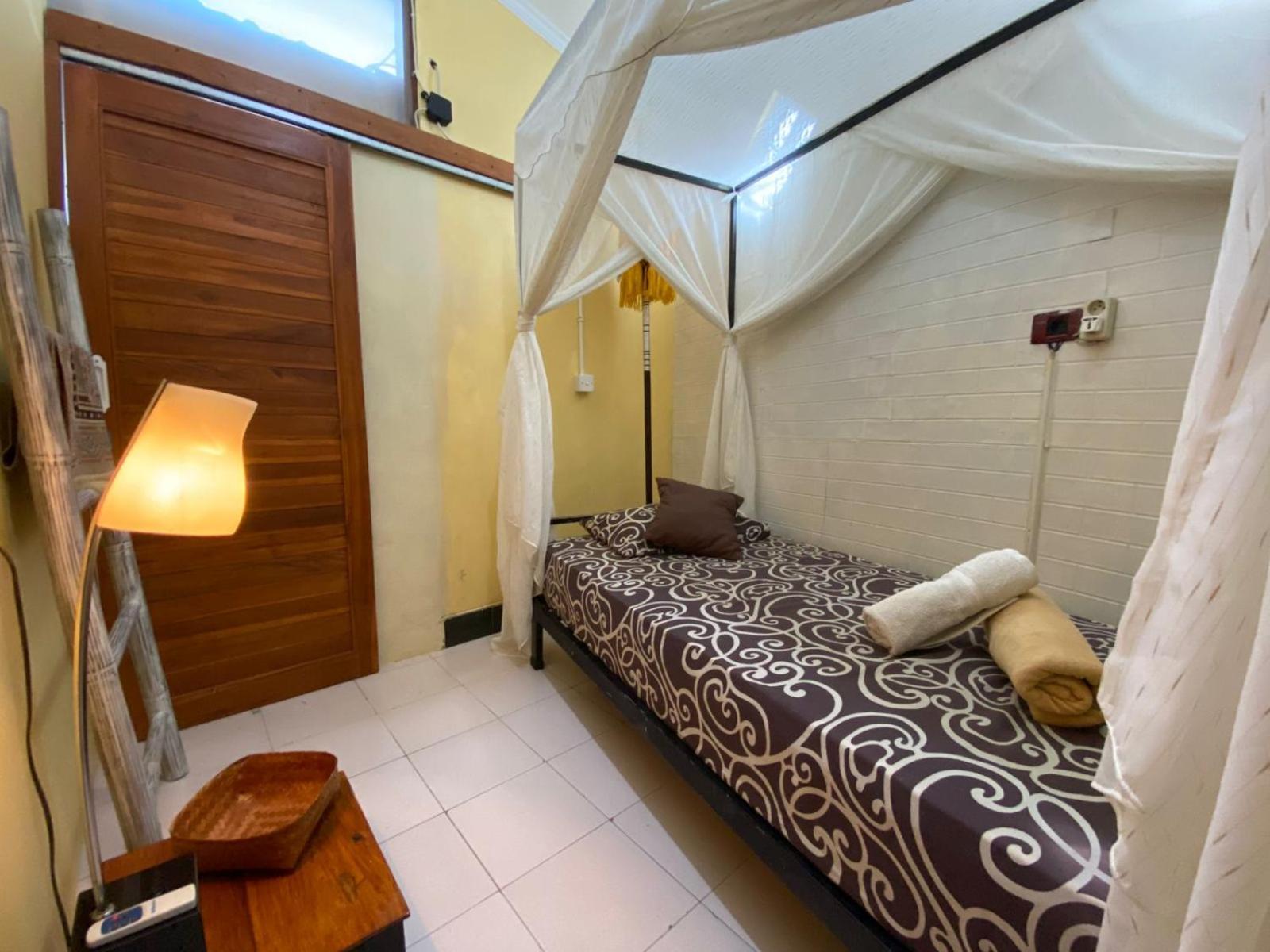 Coliving Bali Sweet Home Kost Lengkap Di Tabanan Kota Номер фото