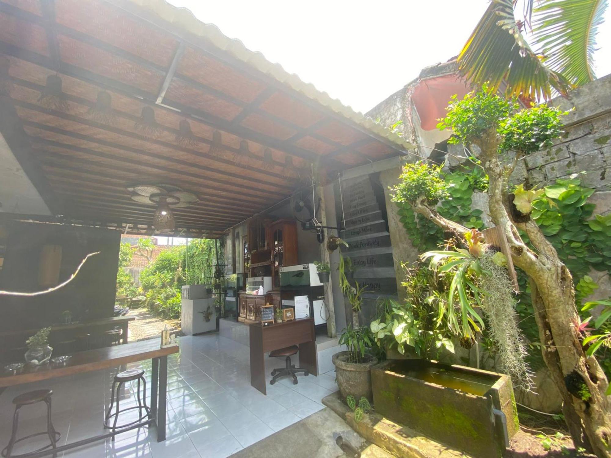 Coliving Bali Sweet Home Kost Lengkap Di Tabanan Kota Экстерьер фото